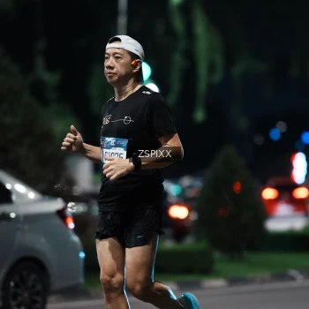 Runner Photo 3751114