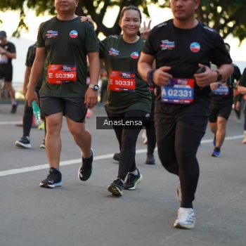 Runner Photo 3751121