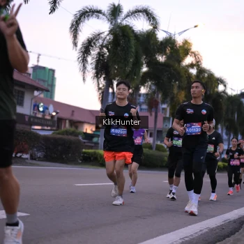 Runner Photo 3751124