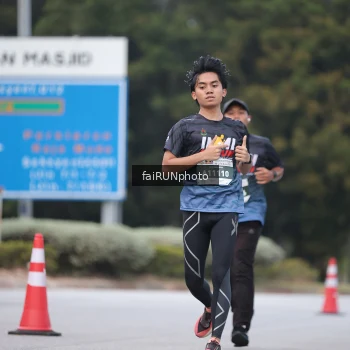 Runner Photo 3751147