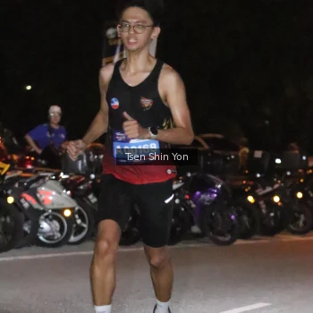 Runner Photo 3751187
