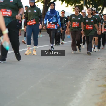 Runner Photo 3751197
