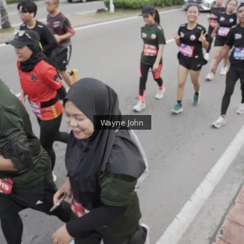Runner Photo 3751210