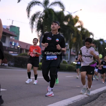 Runner Photo 3751217