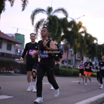 Runner Photo 3751249