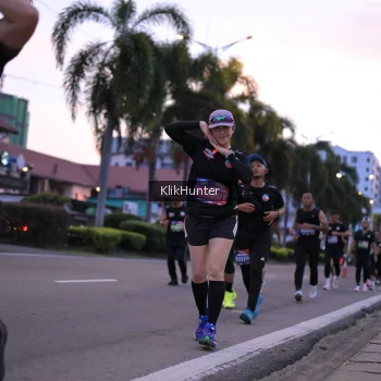 Runner Photo 3751273