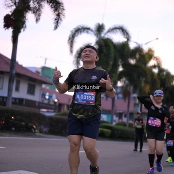 Runner Photo 3751289