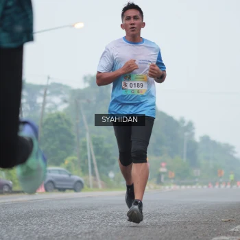 Runner Photo 3751302