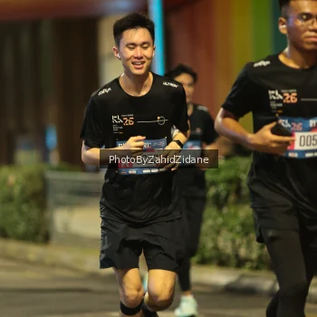 Runner Photo 3751333