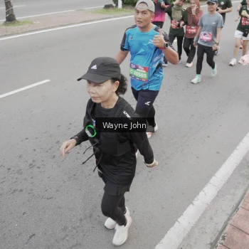 Runner Photo 3751349