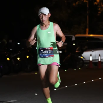 Runner Photo 3751372