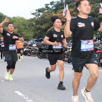 Runner Photo 3751378