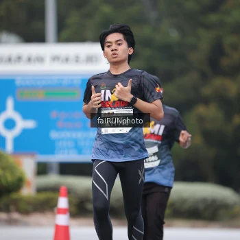 Runner Photo 3751391