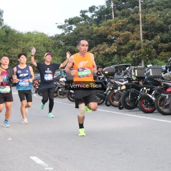 Runner Photo 3751406