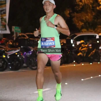Runner Photo 3751415