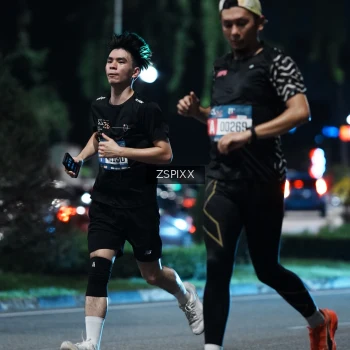 Runner Photo 3751487
