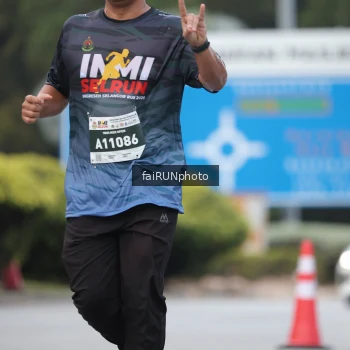 Runner Photo 3751497