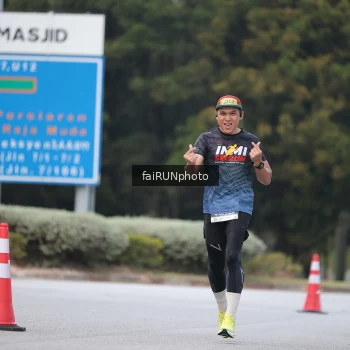 Runner Photo 3751530
