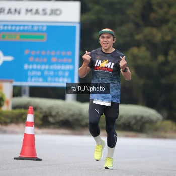 Runner Photo 3751583