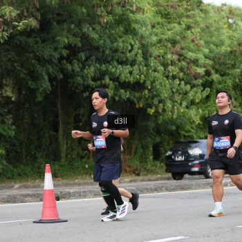 Runner Photo 3751585