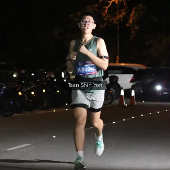 Runner Photo 3751646