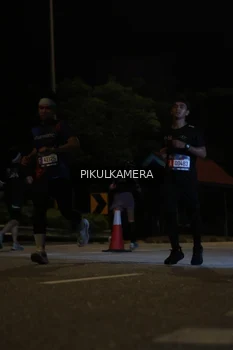 Runner Photo 3751676