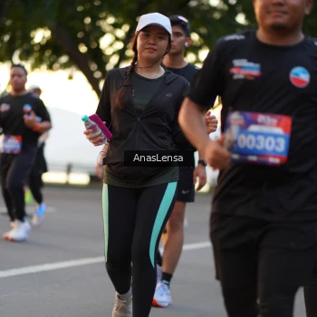 Runner Photo 3751683