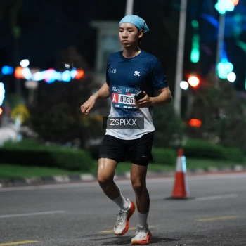 Runner Photo 3751695