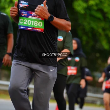 Runner Photo 3751700