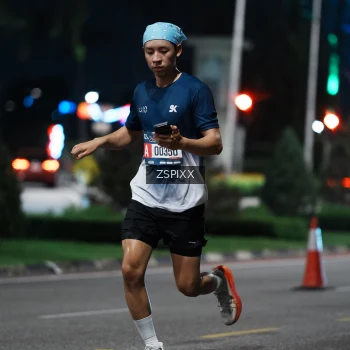 Runner Photo 3751711