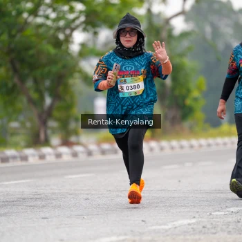 Runner Photo 3751720
