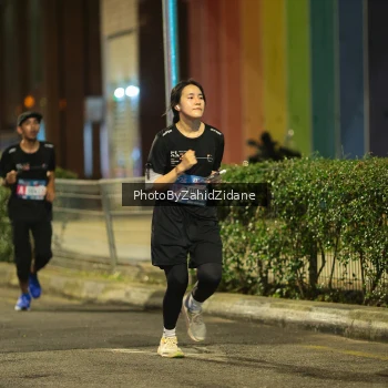 Runner Photo 3751722