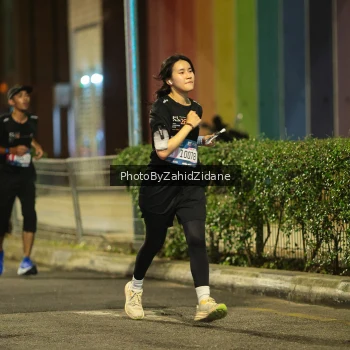 Runner Photo 3751723