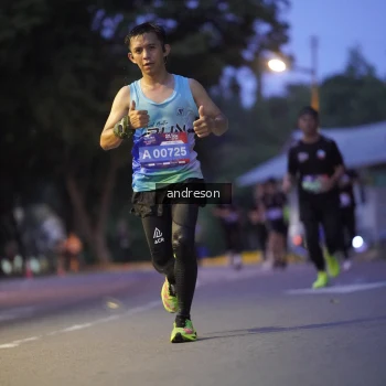 Runner Photo 3751730