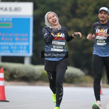 Runner Photo 3751742