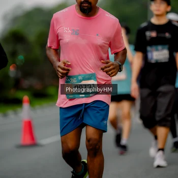 Runner Photo 3751755
