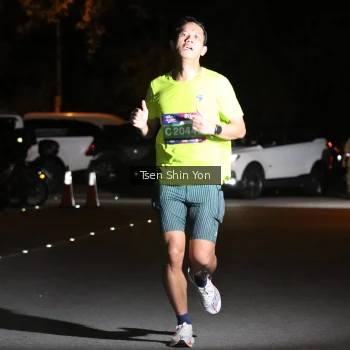 Runner Photo 3751758