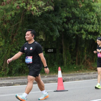 Runner Photo 3751771