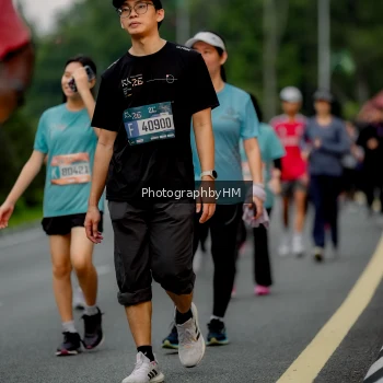 Runner Photo 3751773