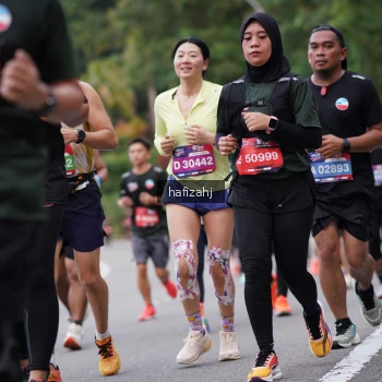 Runner Photo 3751778