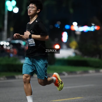 Runner Photo 3751789