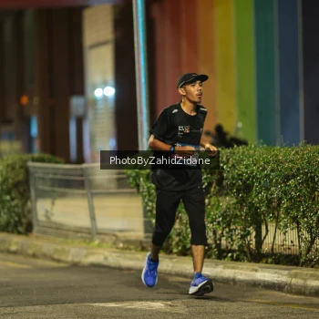 Runner Photo 3751797