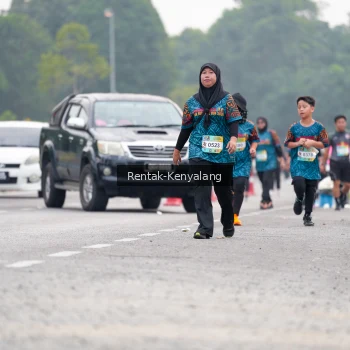 Runner Photo 3751801