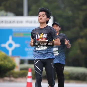Runner Photo 3751812