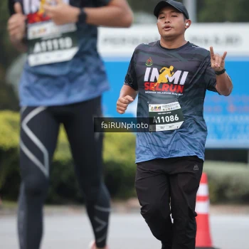 Runner Photo 3751824