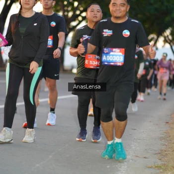 Runner Photo 3751830