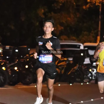 Runner Photo 3751834