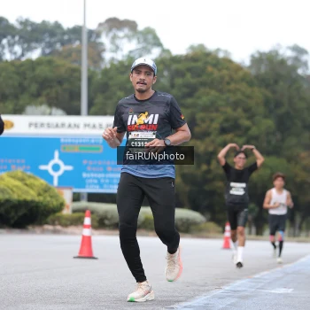 Runner Photo 3751849