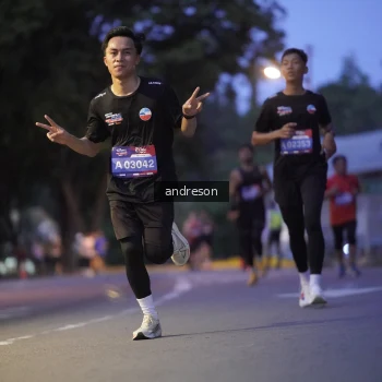 Runner Photo 3751862