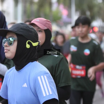 Runner Photo 3751863